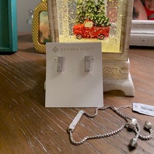 NWT Kendra Scott shimmer set